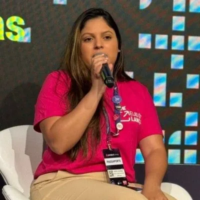 Karol Oliveira
